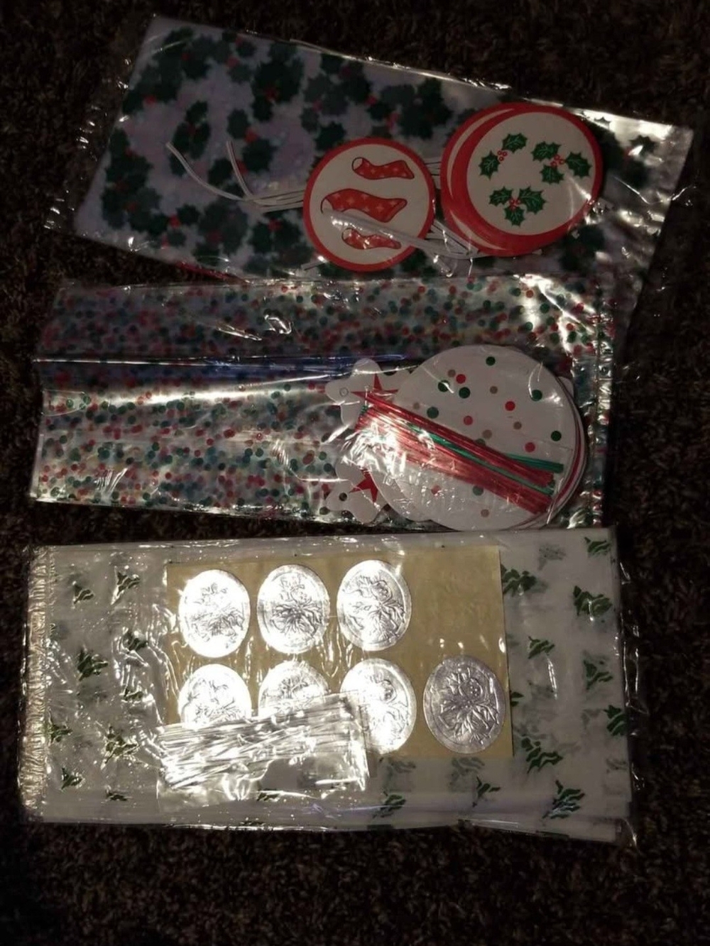Holiday Gift Wrap Bundle with Tags - Unbranded - Red/Green/White